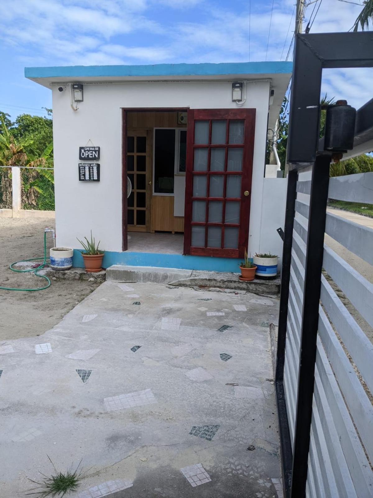 Rachel Land Lägenhet Caye Caulker Exteriör bild